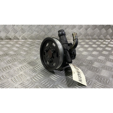 Pompe de direction VOLKSWAGEN PASSAT 4 Photo n°1