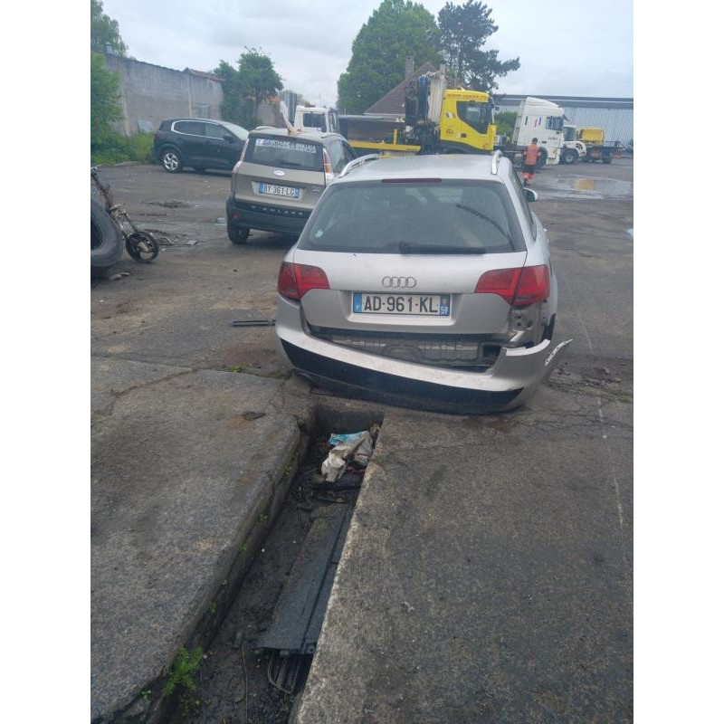 Pompe de direction AUDI A4 2 Photo n°8
