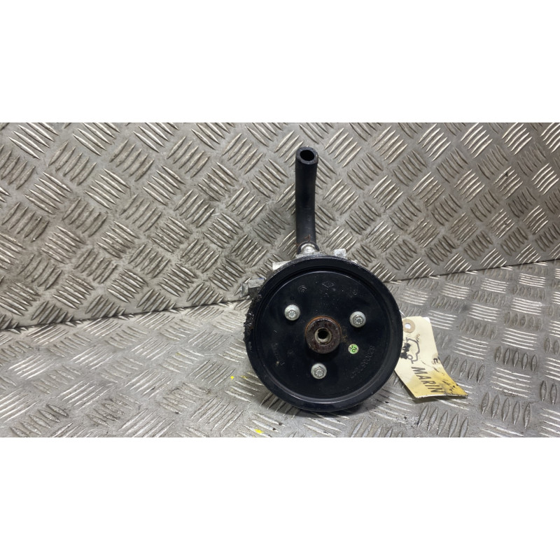 Pompe de direction RENAULT LAGUNA 3 Photo n°4