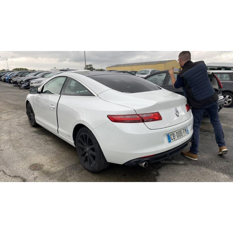 Pompe de direction RENAULT LAGUNA 3 Photo n°5