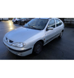 Pompe de direction RENAULT MEGANE 1