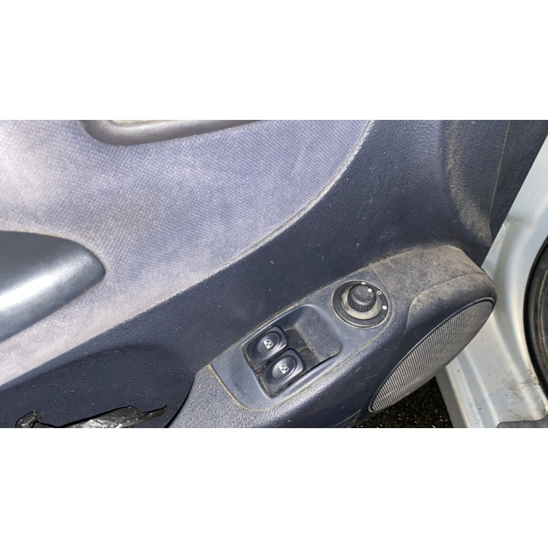 Pompe de direction RENAULT MEGANE 1 Photo n°13