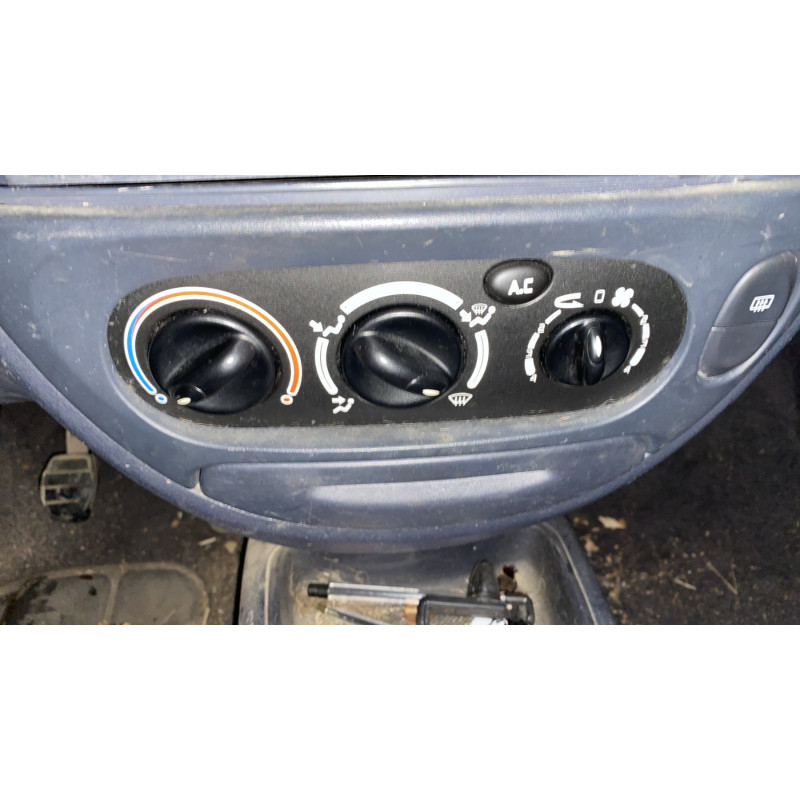 Pompe de direction RENAULT MEGANE 1 Photo n°19