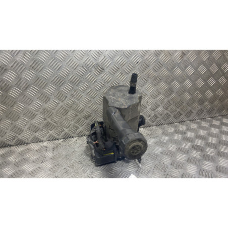 Pompe de direction PEUGEOT 308 1