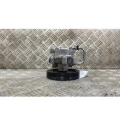 Pompe de direction FORD FUSION Photo n°1
