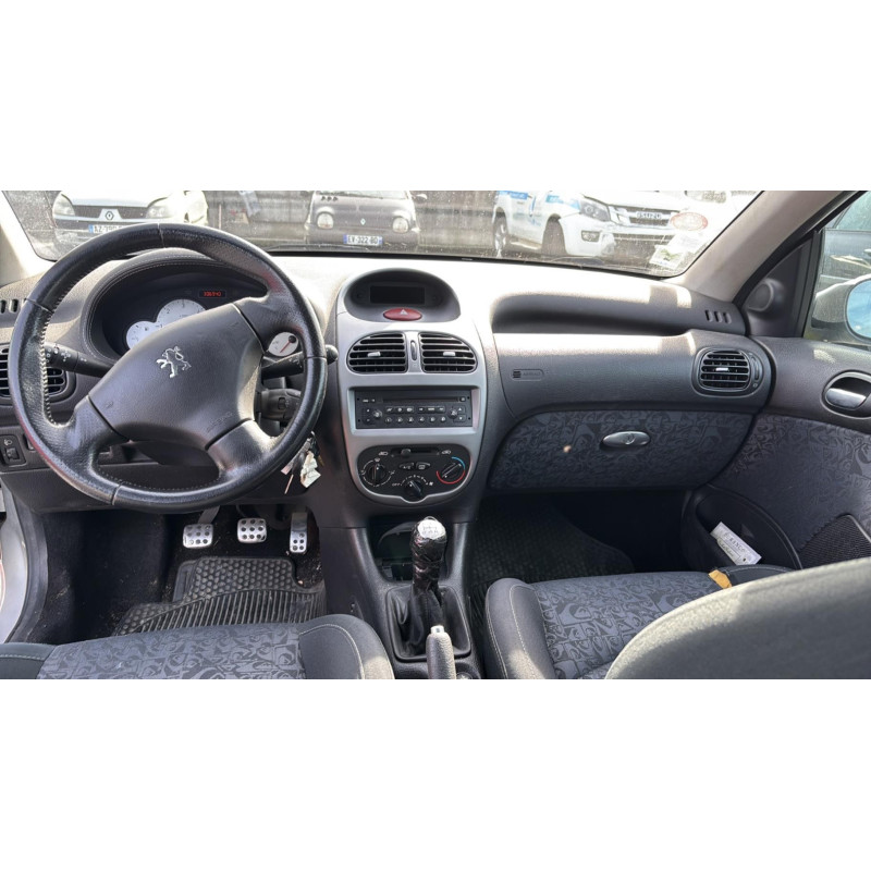 Pompe de direction PEUGEOT 206 Photo n°4