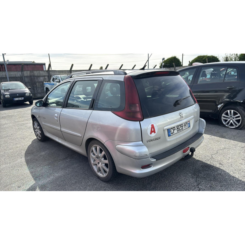 Pompe de direction PEUGEOT 206 Photo n°6