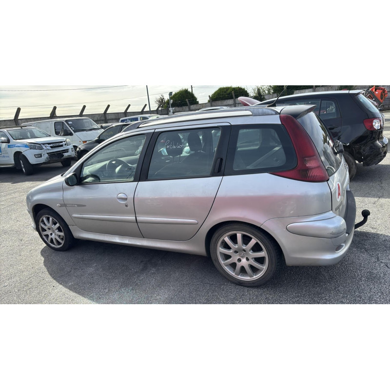 Pompe de direction PEUGEOT 206 Photo n°14