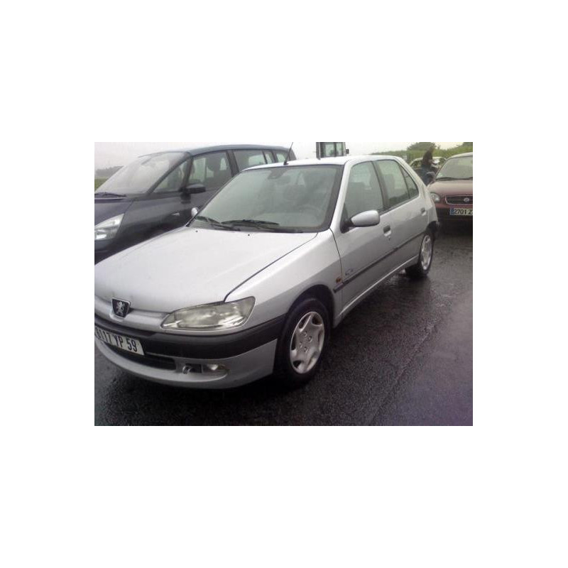 Pompe de direction PEUGEOT 306 Photo n°1