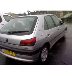 Pompe de direction PEUGEOT 306