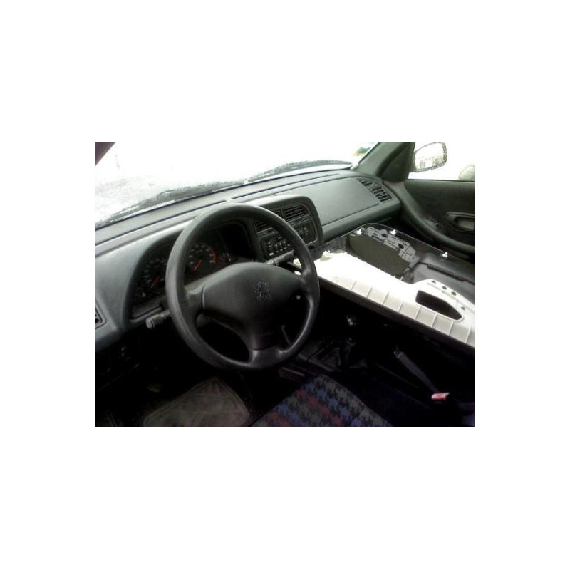 Pompe de direction PEUGEOT 306 Photo n°5