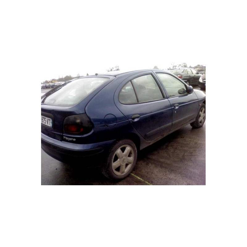 Pompe de direction RENAULT MEGANE 1 Photo n°3