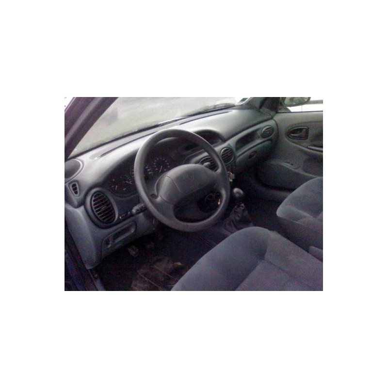 Pompe de direction RENAULT MEGANE 1 Photo n°5