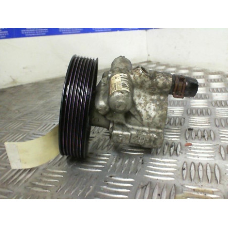 Pompe de direction RENAULT LAGUNA 2 Photo n°1