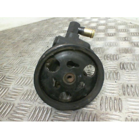 Pompe de direction FORD FIESTA 4 Photo n°1