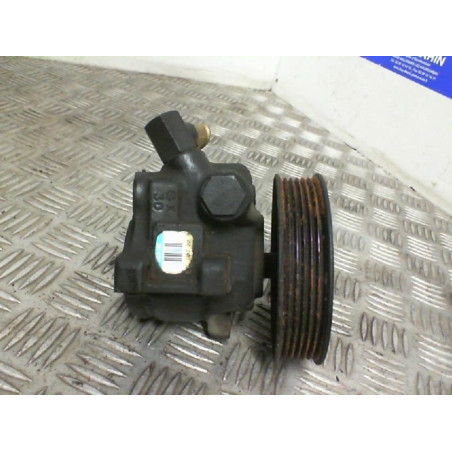 Pompe de direction FORD FIESTA 4