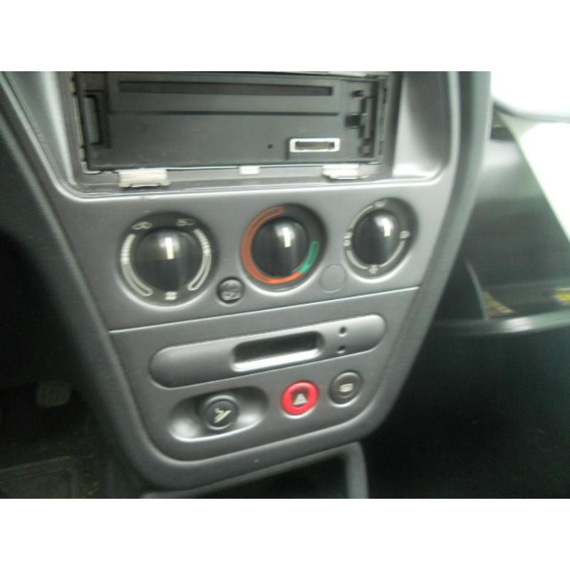 Pompe de direction PEUGEOT 306 Photo n°8