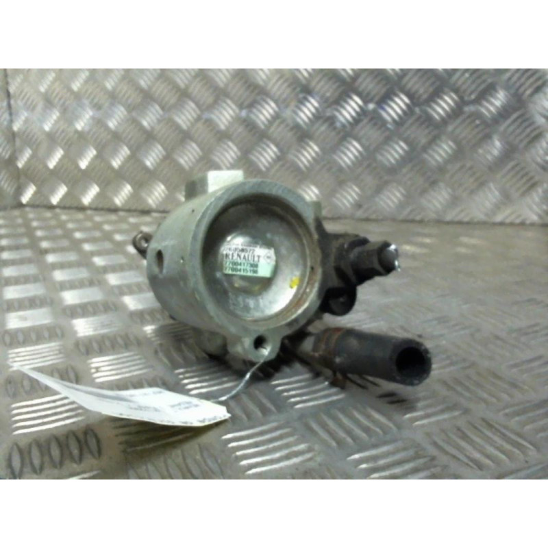 Pompe de direction RENAULT MEGANE 1 Photo n°1