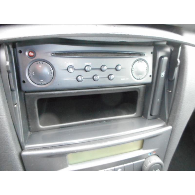 Pompe de direction RENAULT LAGUNA 2 Photo n°9