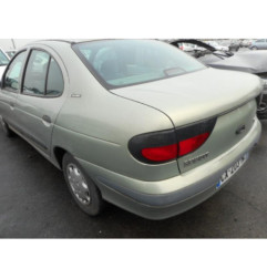 Pompe de direction RENAULT MEGANE 1