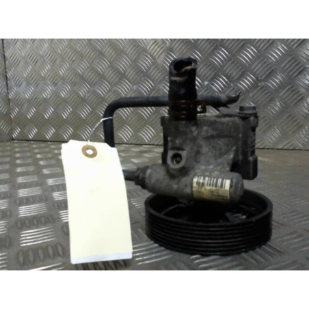 Pompe de direction RENAULT LAGUNA 2 Photo n°1