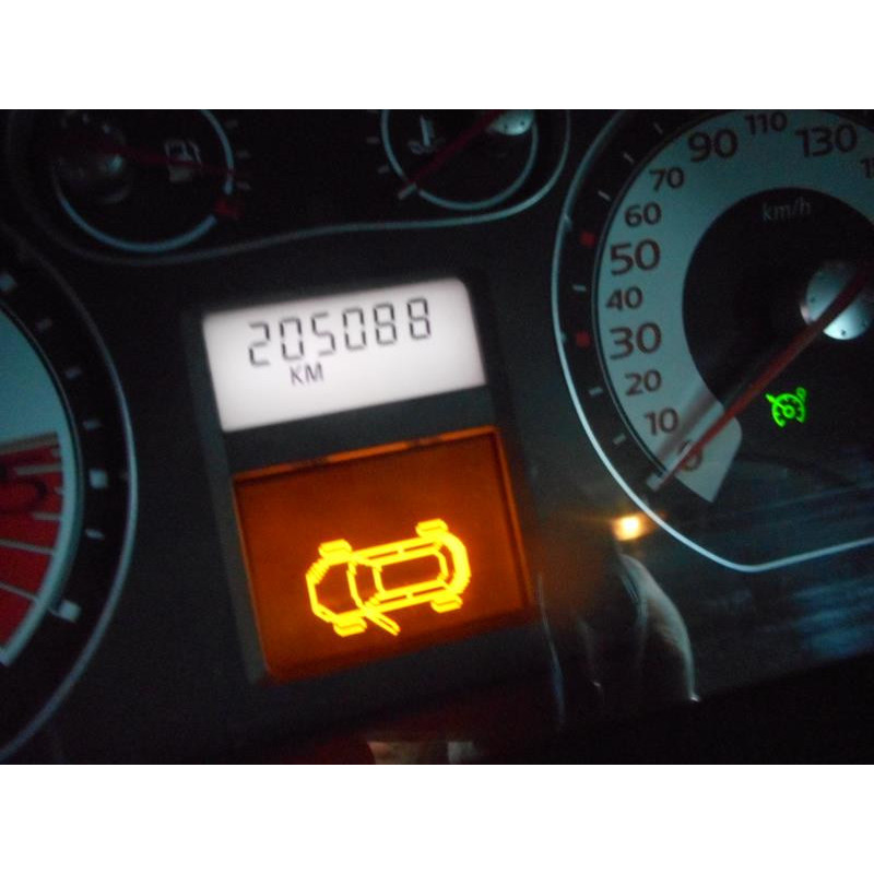 Pompe de direction RENAULT LAGUNA 2 Photo n°9