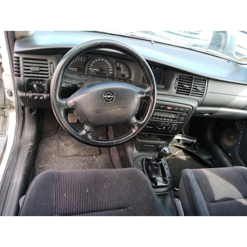 Pompe de direction OPEL VECTRA B Photo n°4