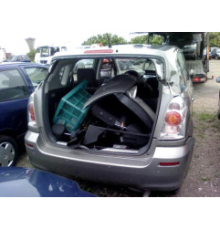 Pompe de direction TOYOTA COROLLA VERSO 2