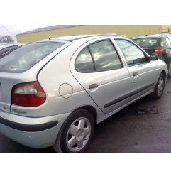 Pompe de direction RENAULT MEGANE 1