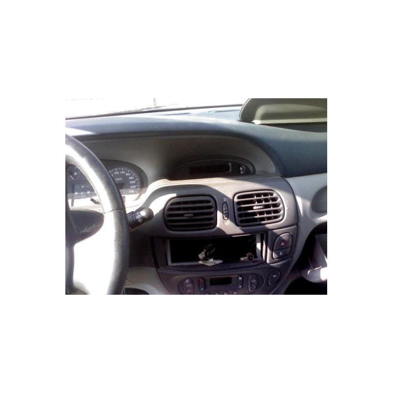 Pompe de direction RENAULT SCENIC 1 Photo n°6