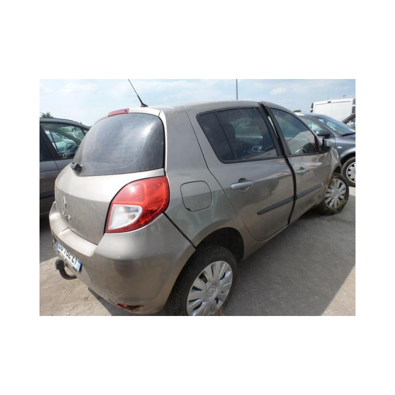 Pompe de direction RENAULT CLIO 3 Photo n°3