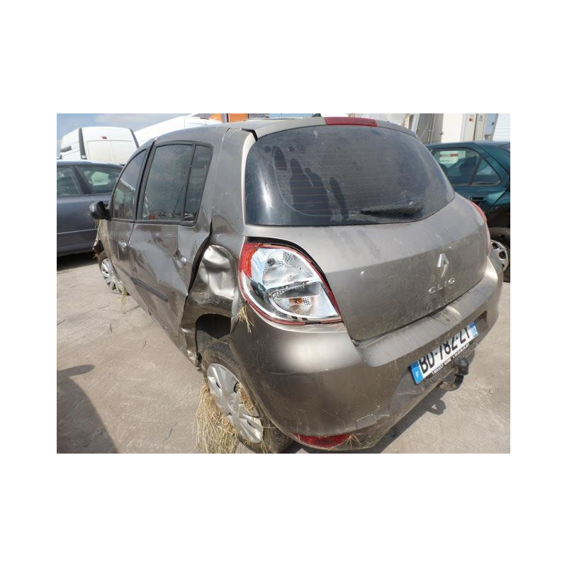 Pompe de direction RENAULT CLIO 3 Photo n°4