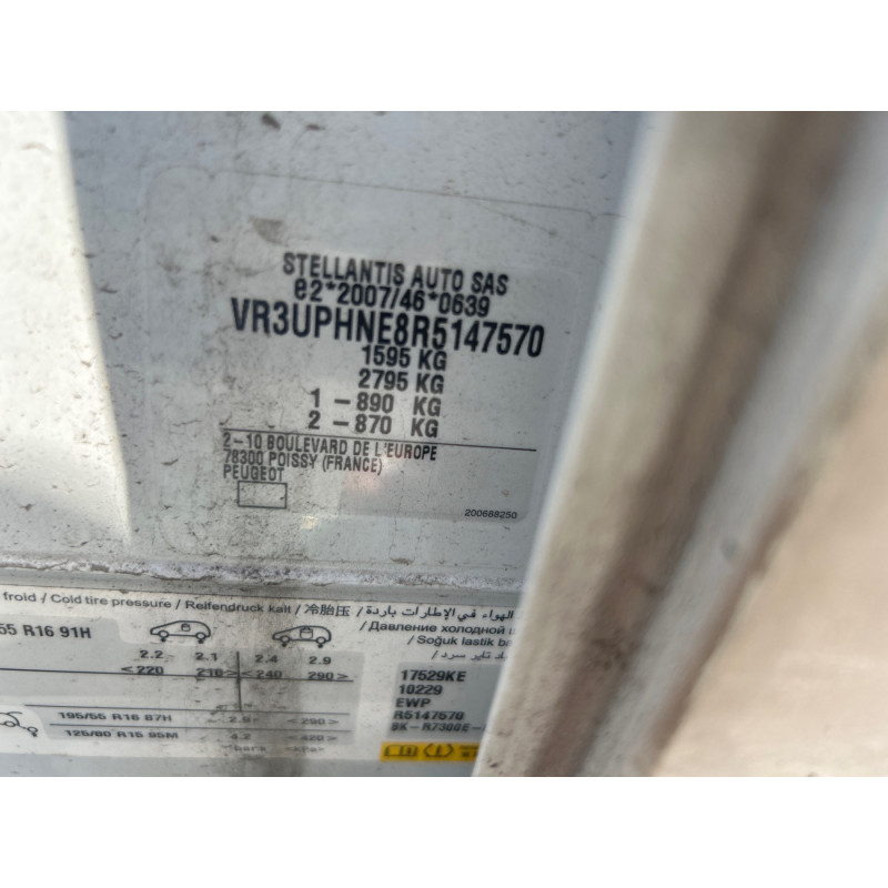 PEUGEOT 208 2 PHASE 2 1.2 PURETECH - 12V TURBO Photo n°8
