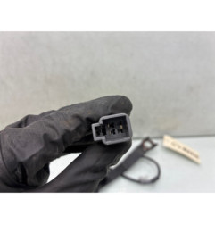 Attache ceinture avant gauche TOYOTA IQ Photo n°1