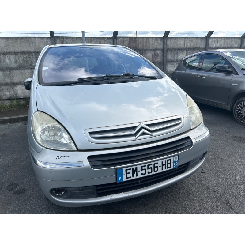Pare boue avant droit CITROEN XSARA PICASSO Photo n°19