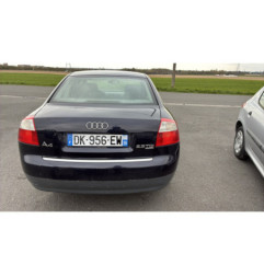 Pare boue avant droit AUDI A4 2