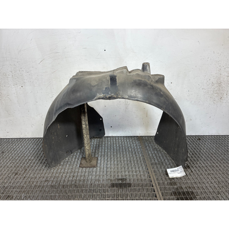 Pare boue avant gauche AUDI A4 2 Photo n°4
