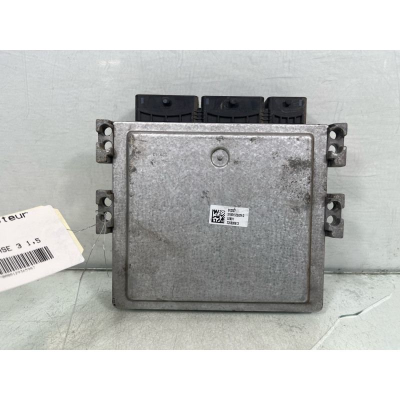 Calculateur moteur RENAULT GRAND SCENIC 3 Photo n°3