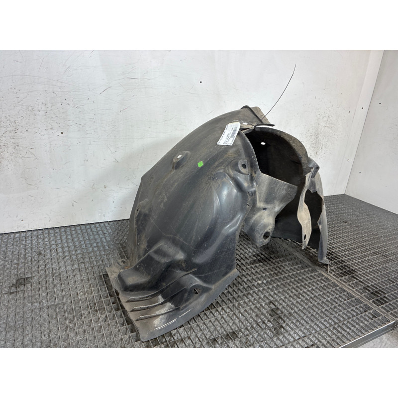 Pare boue avant gauche RENAULT MEGANE 3 Photo n°4