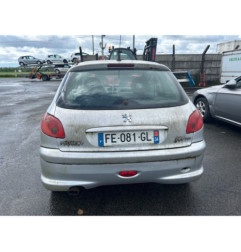 Attache ceinture avant gauche PEUGEOT 206