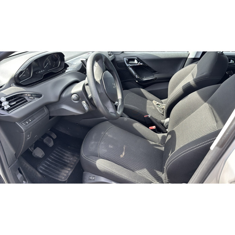 Interrupteur de leve vitre avant droit PEUGEOT 208 1 Photo n°6