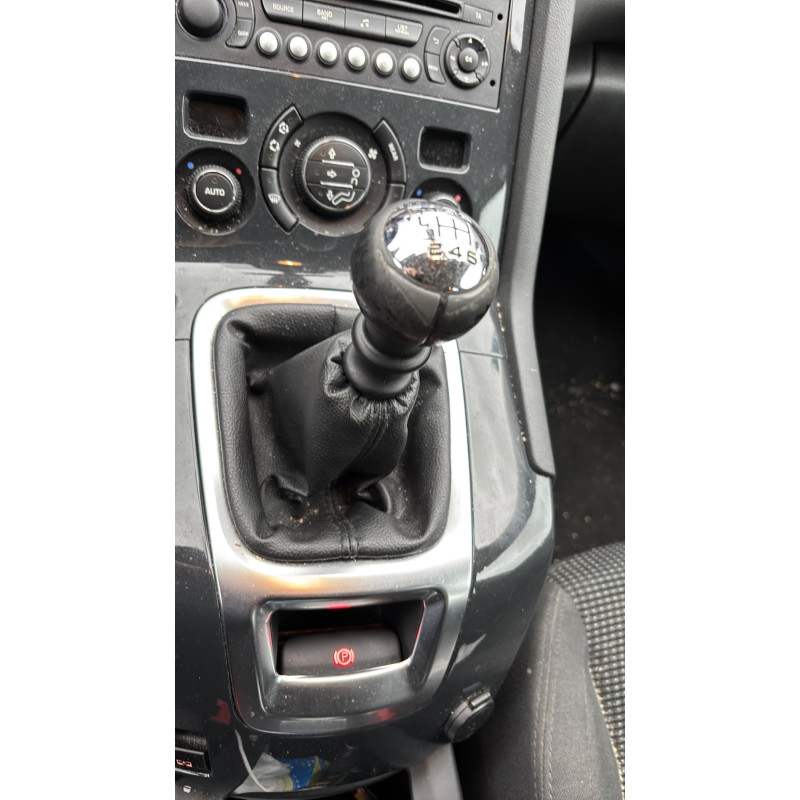 Pretensionneur de ceinture avant gauche PEUGEOT 5008 2 Photo n°19