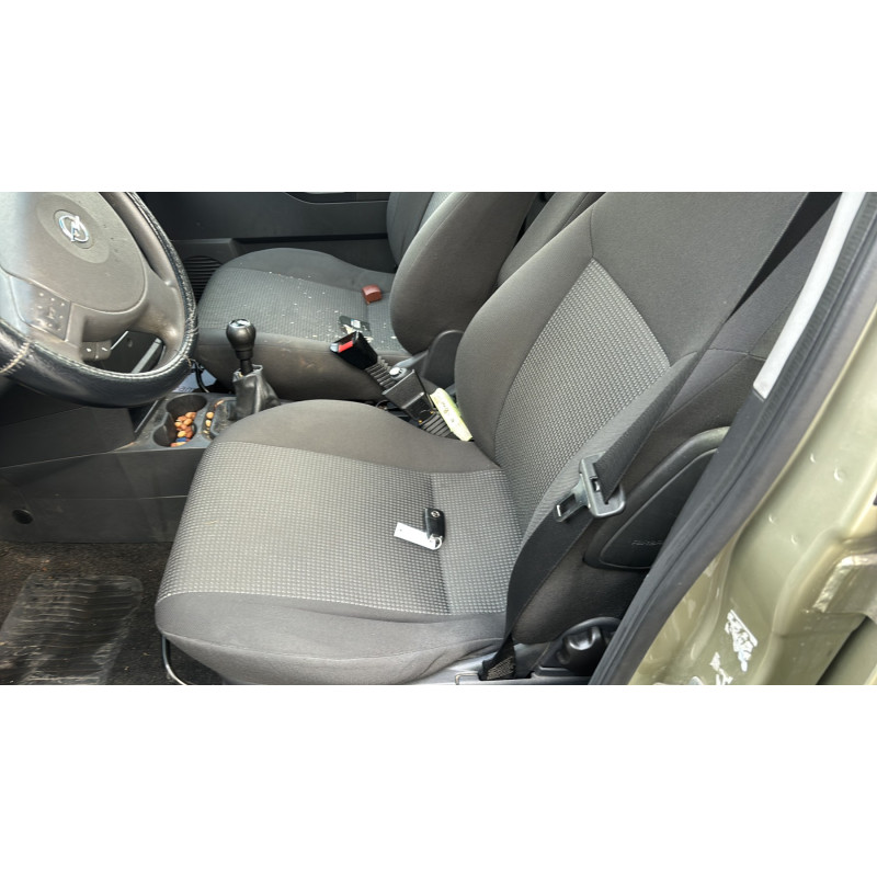 Alternateur OPEL MERIVA A Photo n°18
