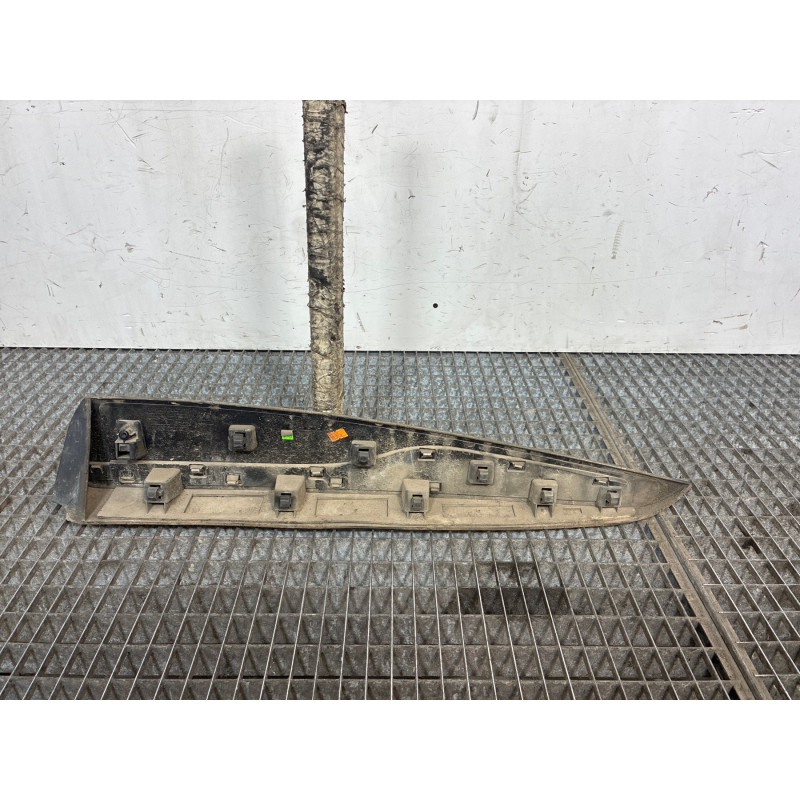Baguette de porte arriere droite RENAULT CLIO 4 Photo n°2