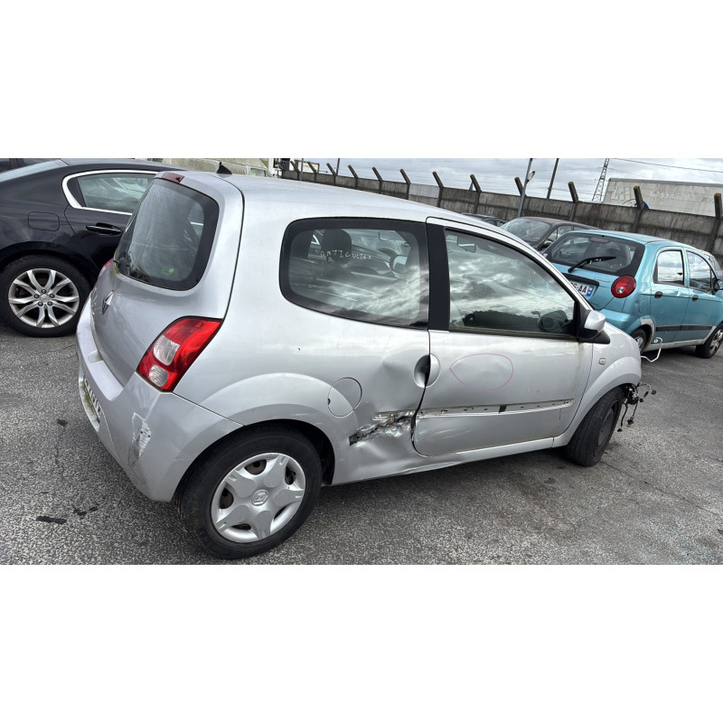 Alternateur RENAULT TWINGO 2 Photo n°10