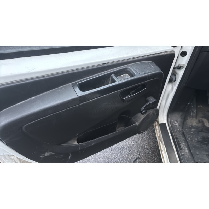 Calculateur moteur PEUGEOT BIPPER Photo n°15