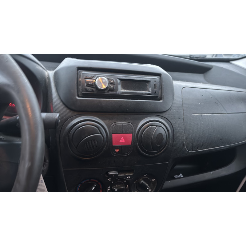 Calculateur moteur PEUGEOT BIPPER Photo n°19
