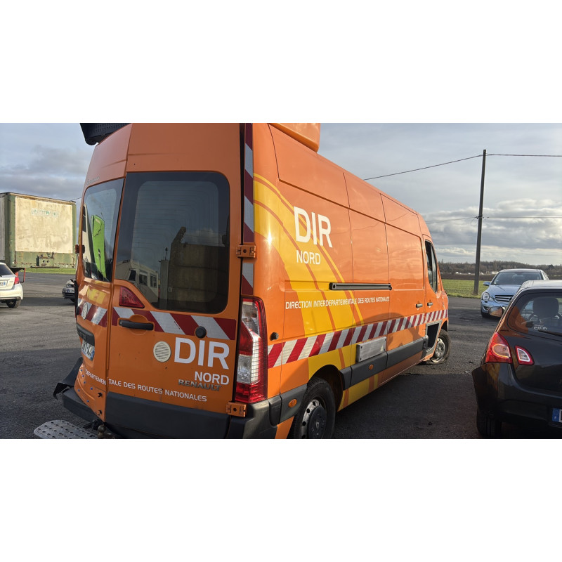 Demarreur RENAULT MASTER 3 Photo n°9