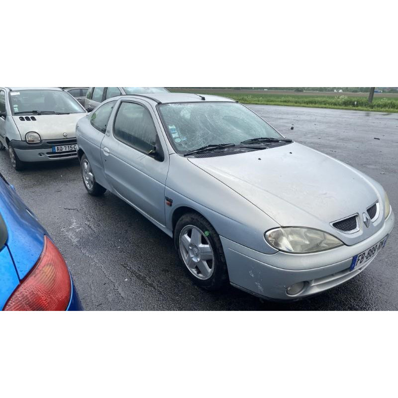 Alternateur RENAULT MEGANE 1 Photo n°19