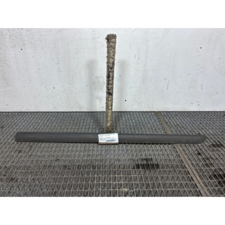 Baguette de porte avant droite PEUGEOT 3008 1